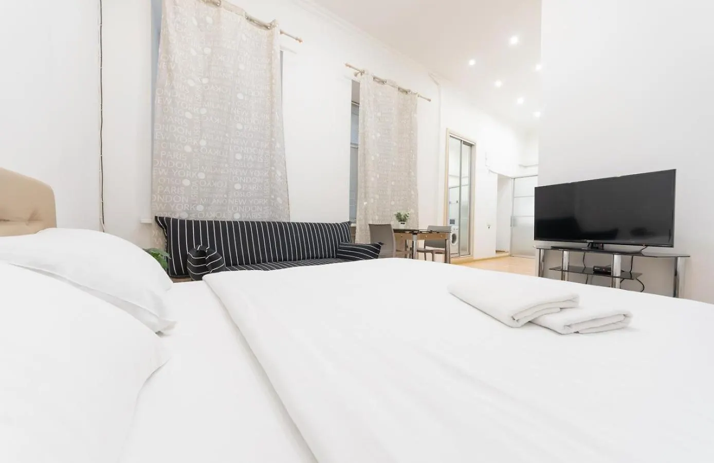Kievaccommodation In The Center 24H Self Check-In 0*, Kiev Ukraina