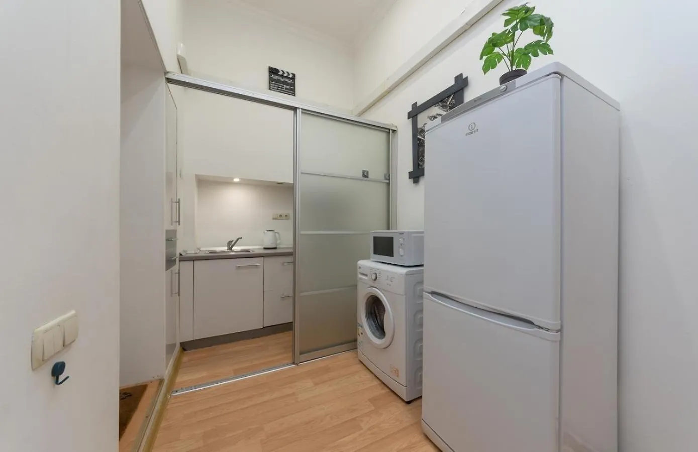 Lägenhet Kievaccommodation In The Center 24H Self Check-In Ukraina